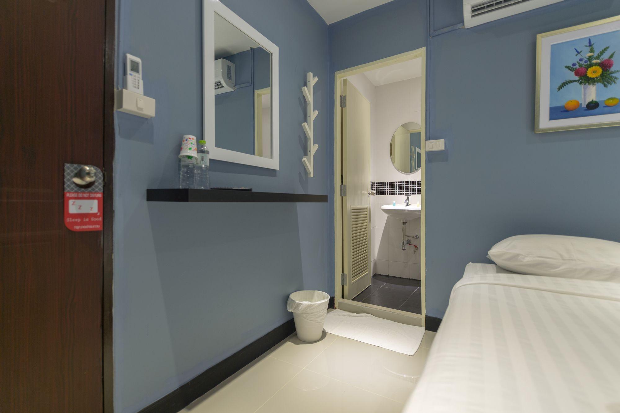 The Little Pig Sukhumvit Hotell Bangkok Eksteriør bilde